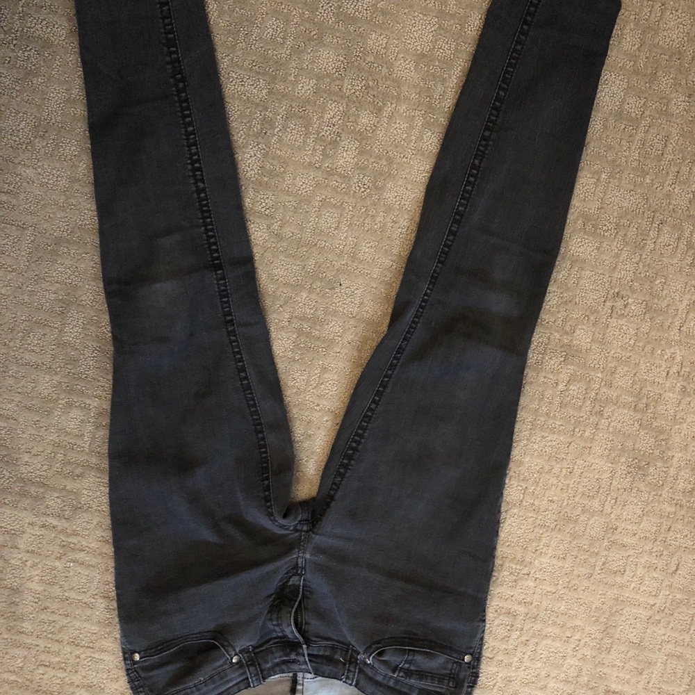 Seven Jeans